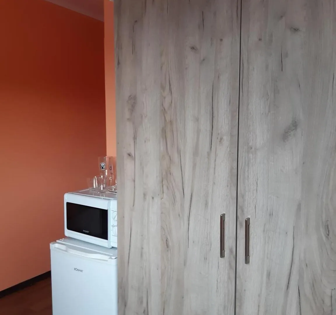 Low Budget Allach Hostel Rooms & Apartments Tub 19A Munich