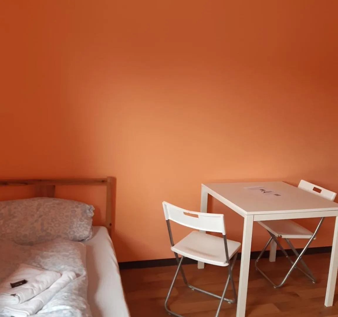 Low Budget Allach Hostel Rooms & Apartments Tub 19A Munich