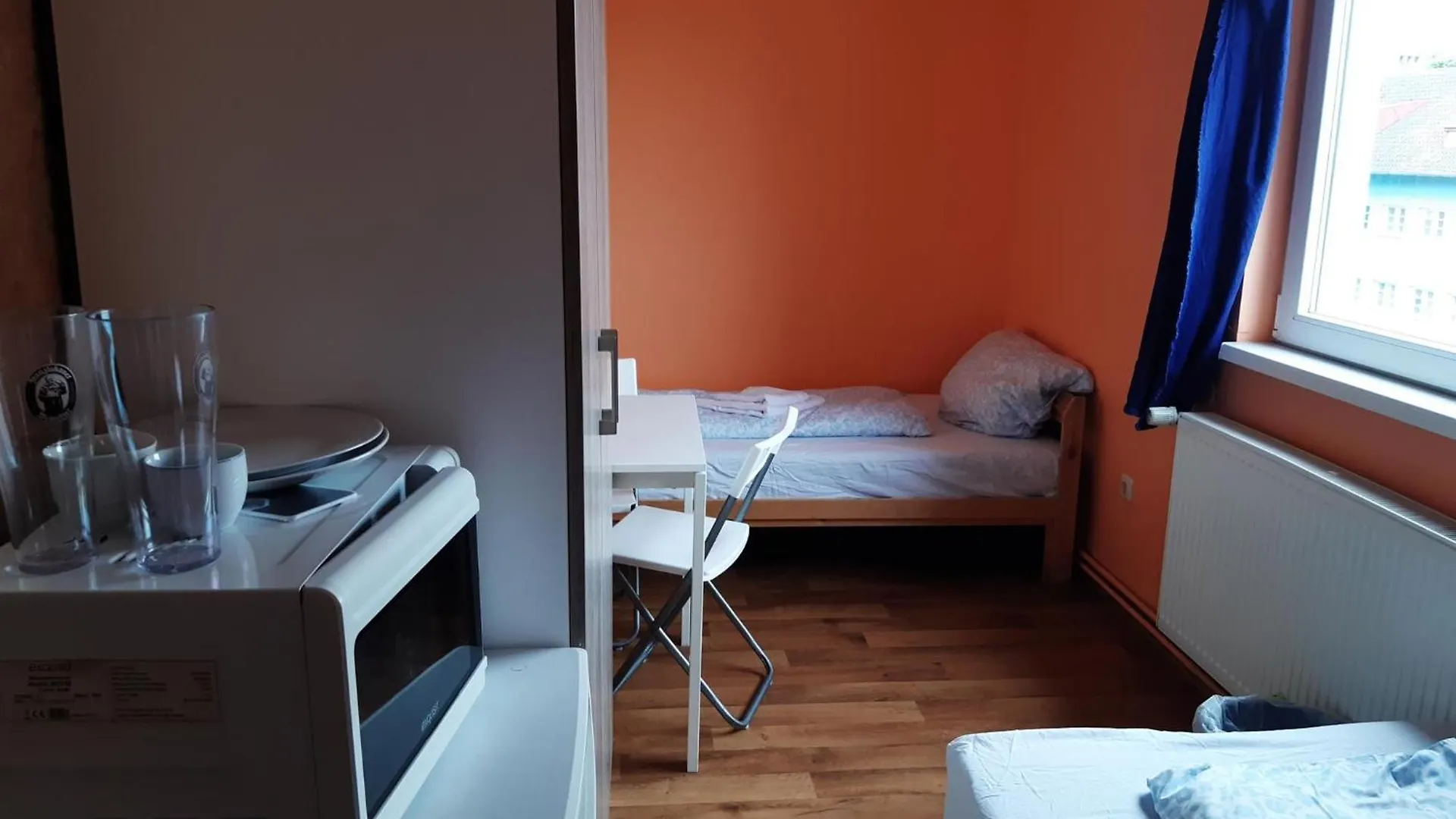 Low Budget Allach Hostel Rooms & Apartments Tub 19A Munich