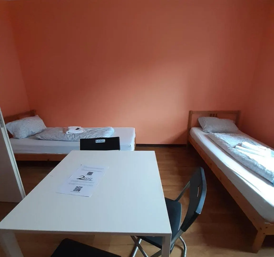Low Budget Allach Hostel Rooms & Apartments Tub 19A Munich Allemagne
